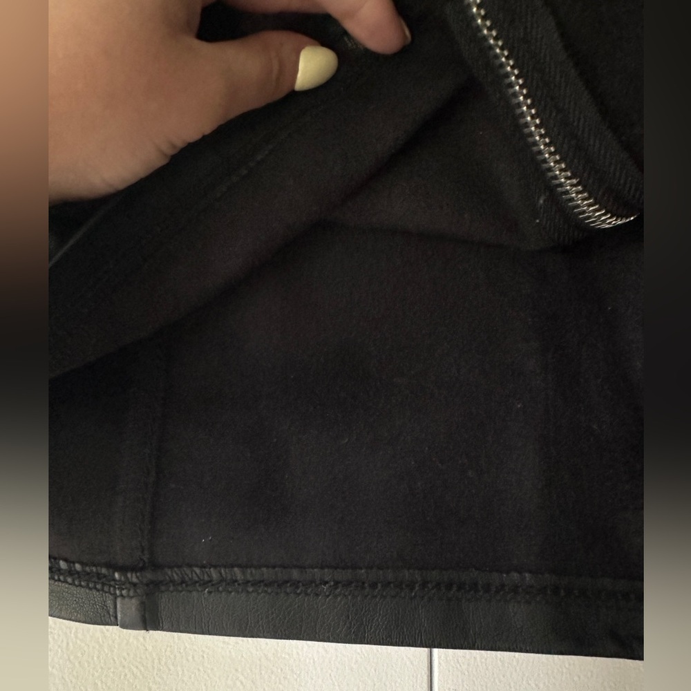 Express Leather Multi-Zipper Skirt - Picture 7 of 8